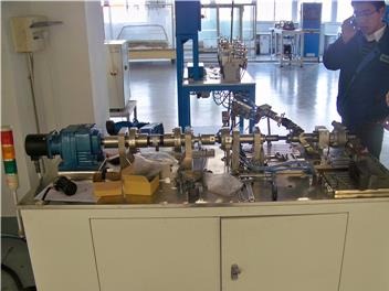 汽車轉(zhuǎn)向防盜裝置試驗... 